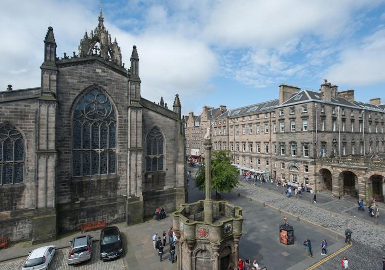 Parliament Sq Apt 12 Royal Mile Apartamento Edimburgo Exterior foto